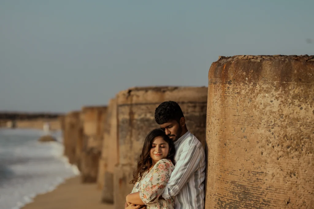 couple beach photoshoot ideas